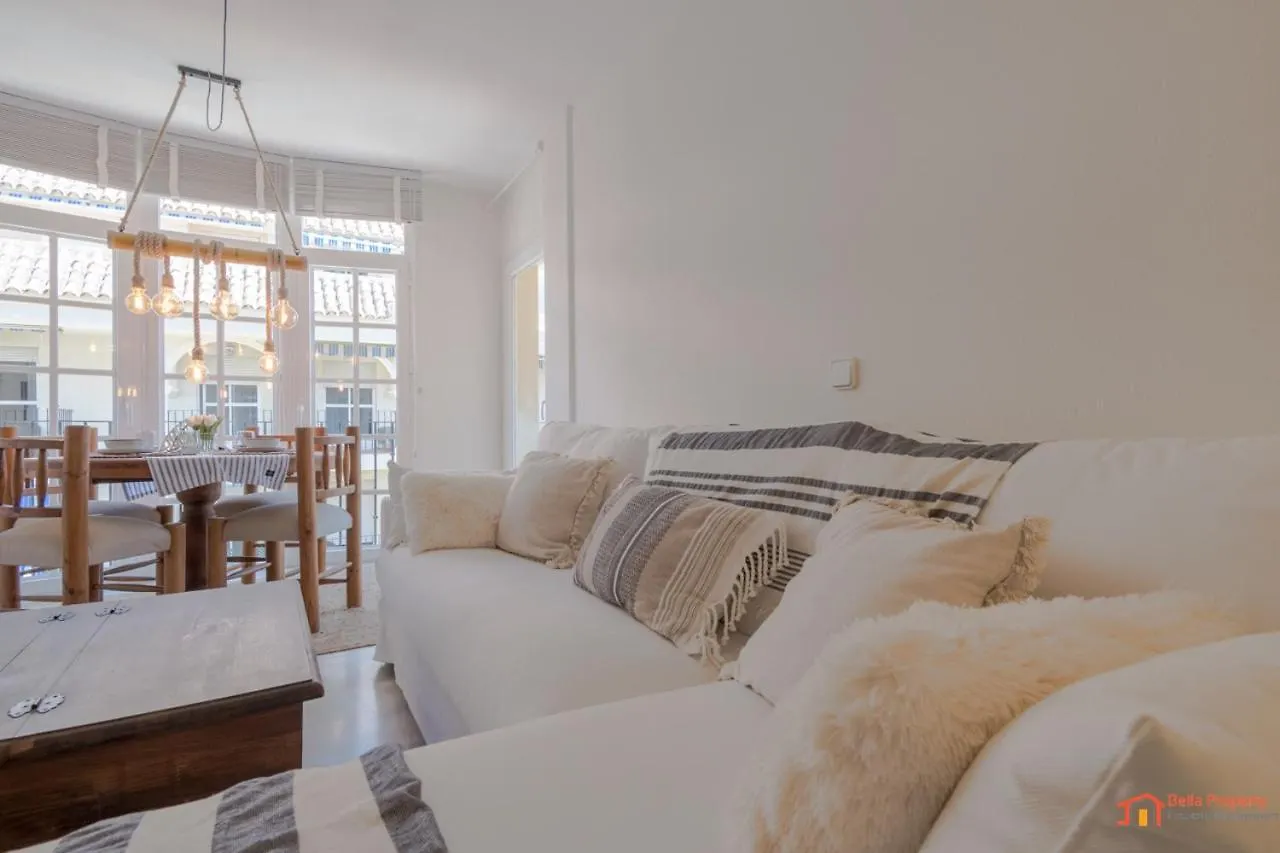 Apartment Coastal Chic Centro Estepona