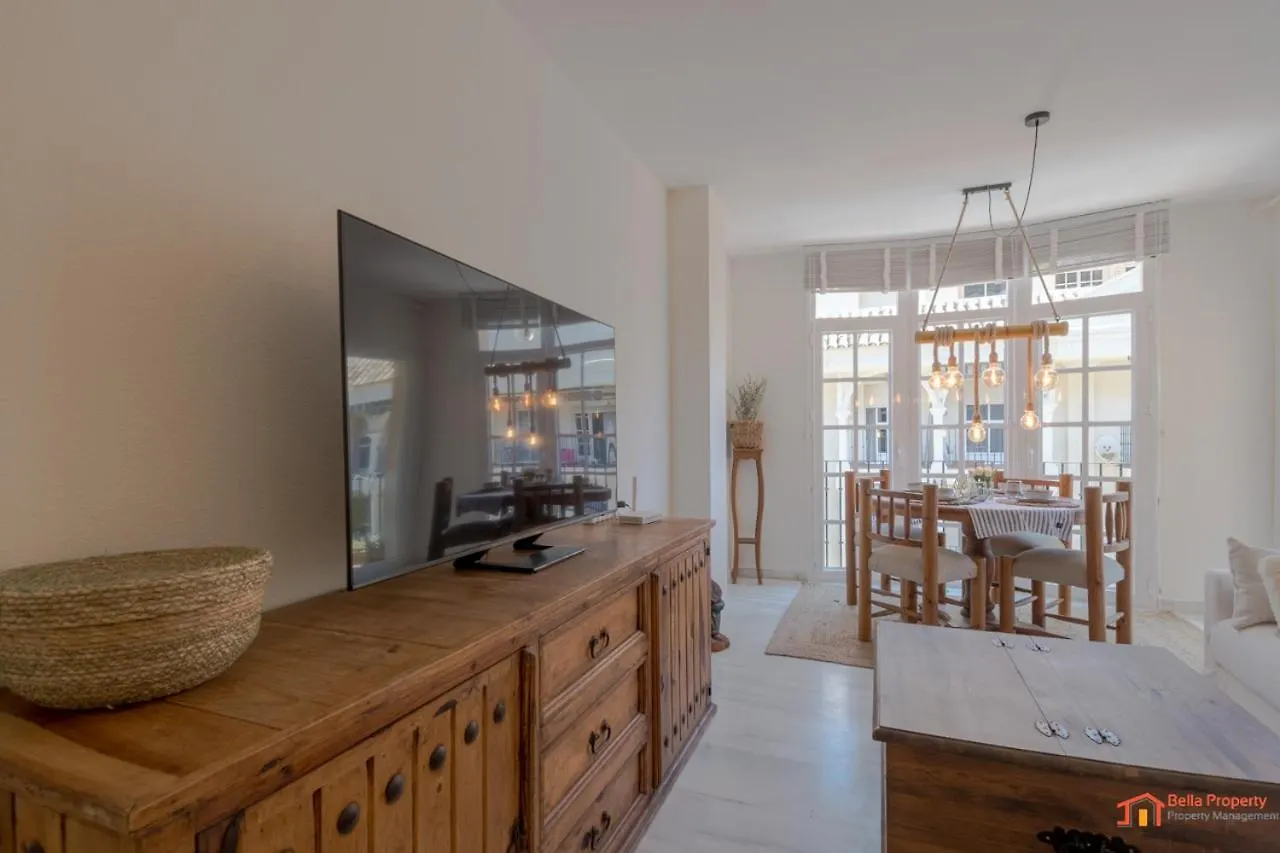 Apartment Coastal Chic Centro Estepona Spain